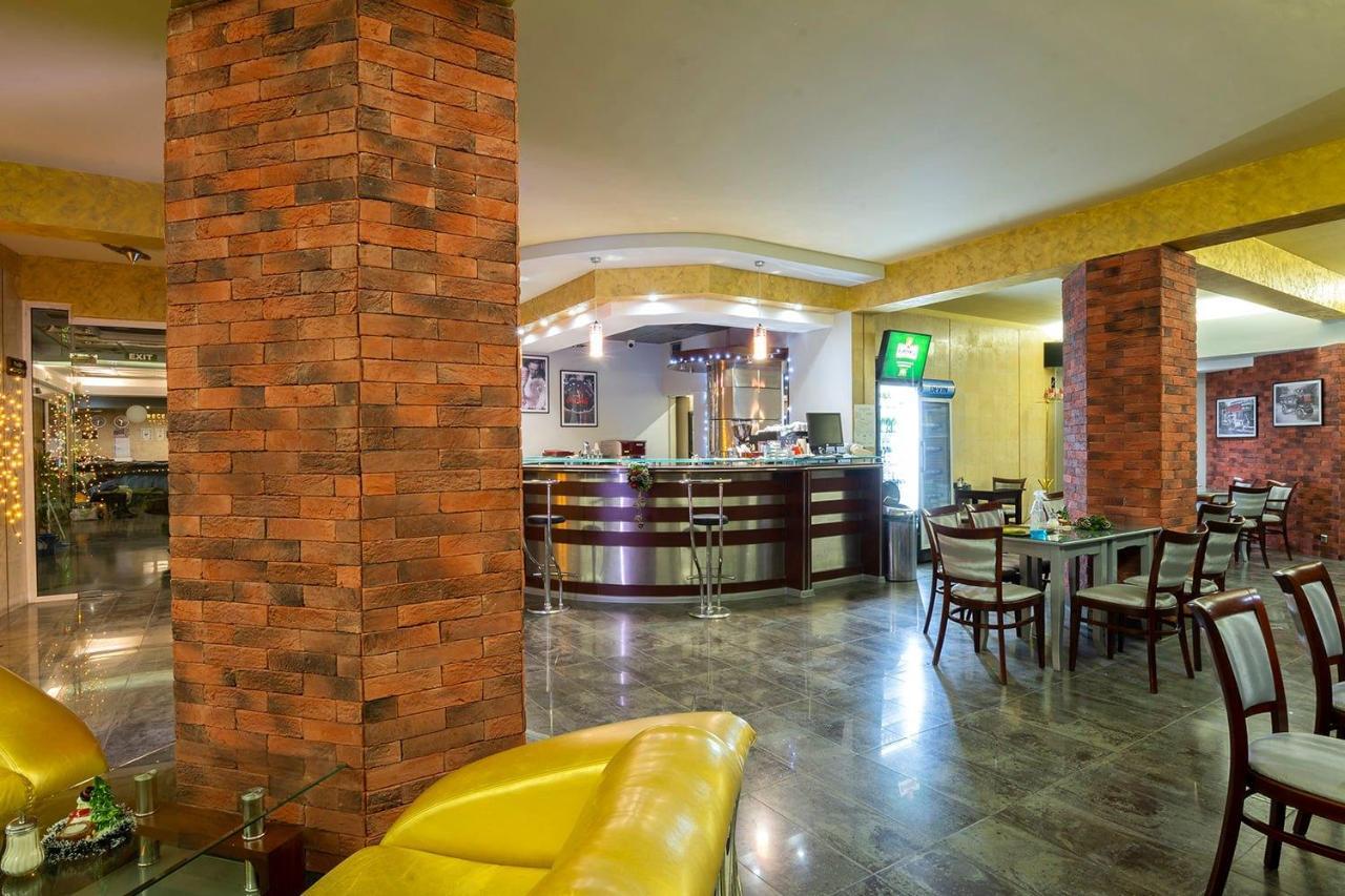 Hotel Slaviani 디미트로프그라드 외부 사진