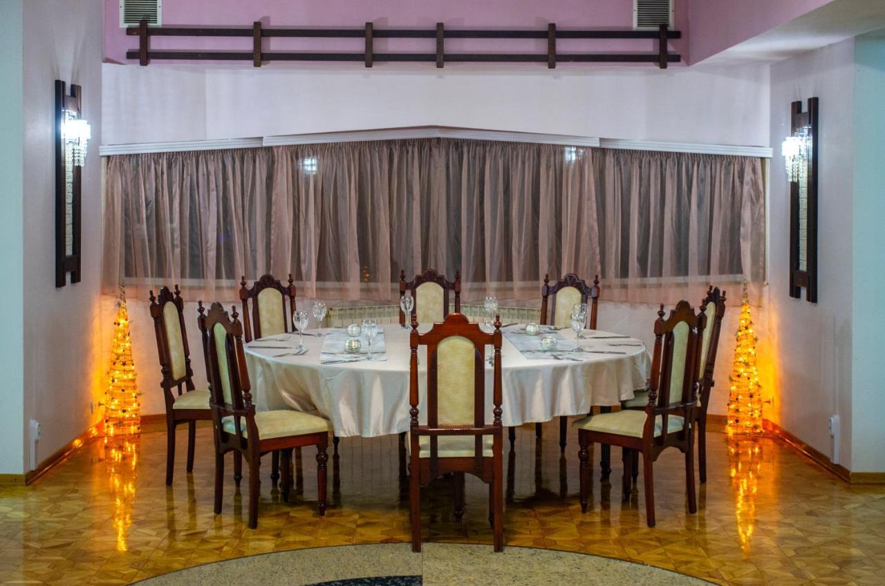 Hotel Slaviani 디미트로프그라드 외부 사진